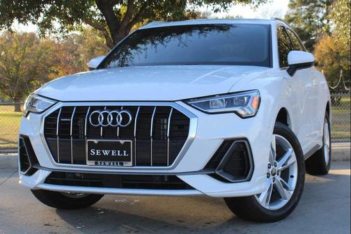 2024 Audi Q3 Premium 45 TFSI S line quattro Tiptronic