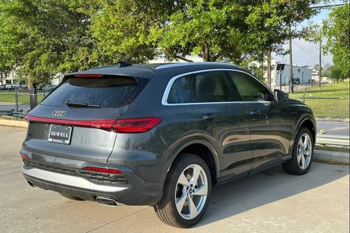 2026 Audi Q5 Premium Plus TFSI quattro S tronic