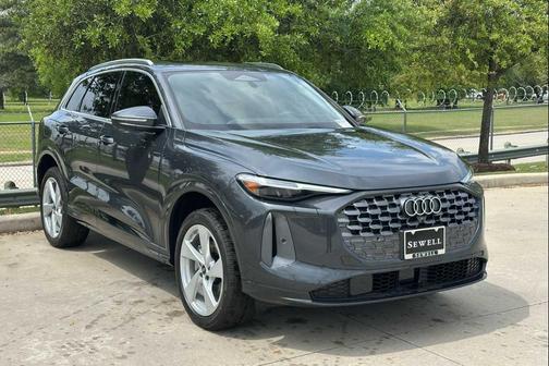 Tambora Gray Metallic 2026 Audi Q5 Premium Plus TFSI quattro S tronic