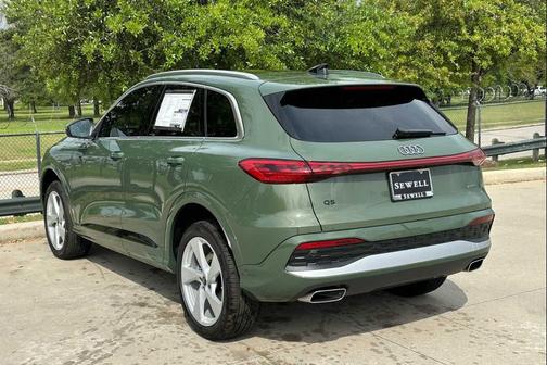 2026 Audi Q5 Premium Plus TFSI quattro S tronic