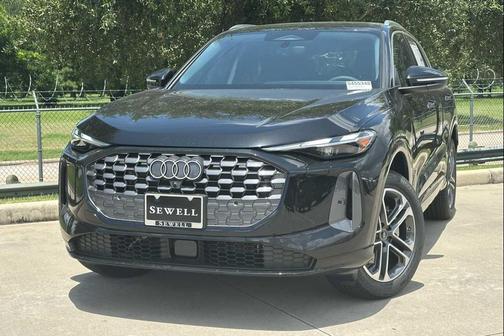 Mythos Black Metallic 2026 Audi Q5 Premium TFSI quattro S tronic