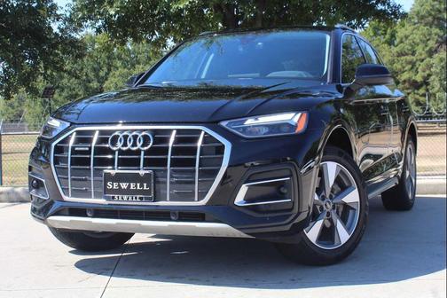 2023 Audi Q5 40 Premium