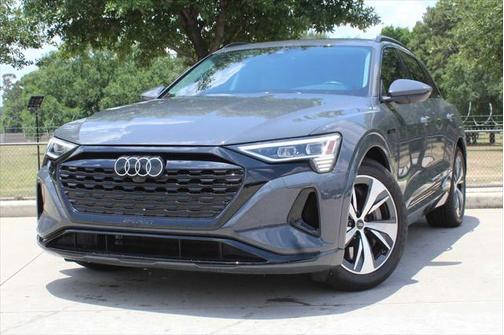 2024 Audi Q8 e-tron Premium