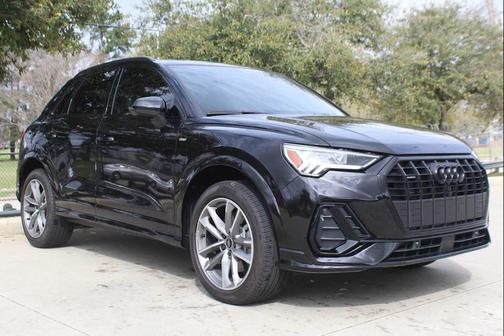 2023 Audi Q3 Premium 45 TFSI S line quattro Tiptronic