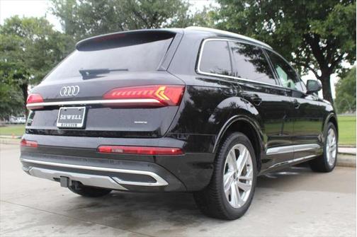 2021 Audi Q7 55 Premium Plus