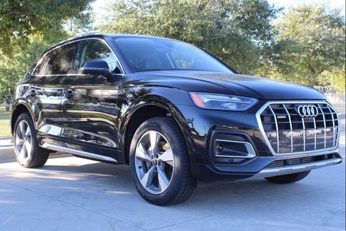 2024 Audi Q5 40 Premium Plus