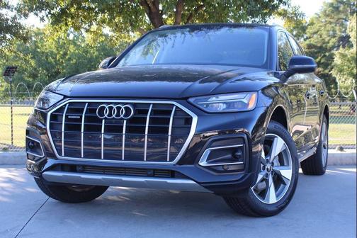 2024 Audi Q5 40 Premium Plus