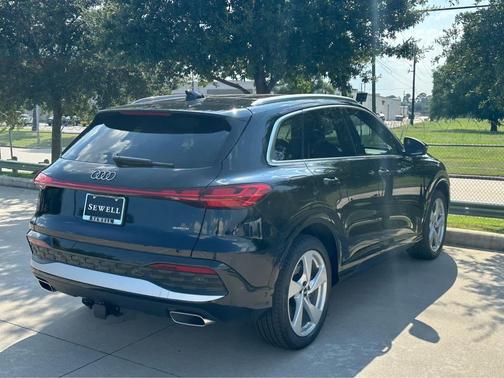 2025 Audi Q5 Prestige