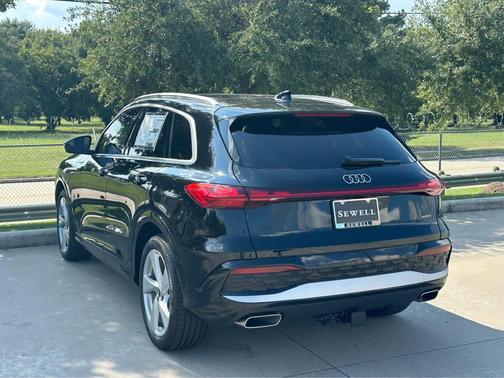 2025 Audi Q5 Prestige