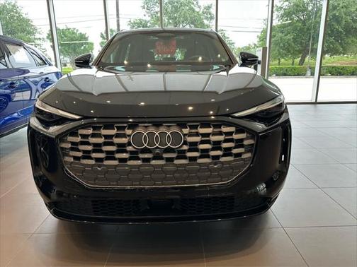 2025 Audi Q5 Premium