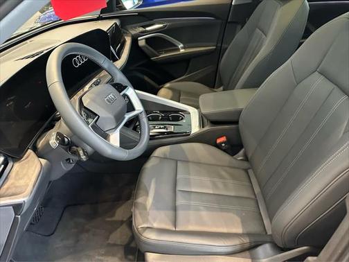 2025 Audi Q5 Premium