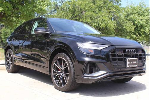 Mythos Black Metallic 2023 Audi Q8 55 Premium Plus