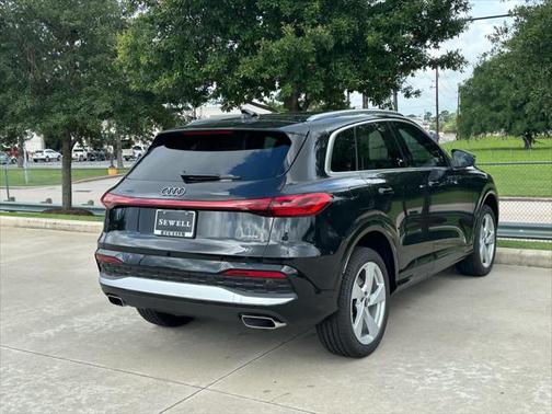 2025 Audi Q5 Premium Plus