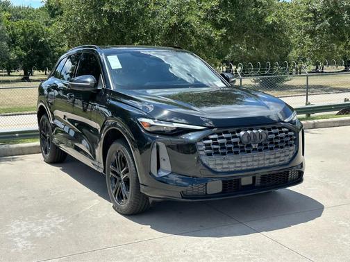 2025 Audi Q5 Premium Plus