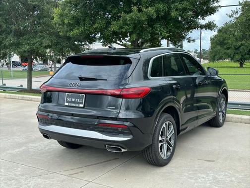 2025 Audi Q5 Premium Plus