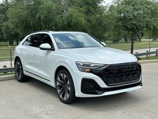2025 Audi Q8 55 Premium Plus