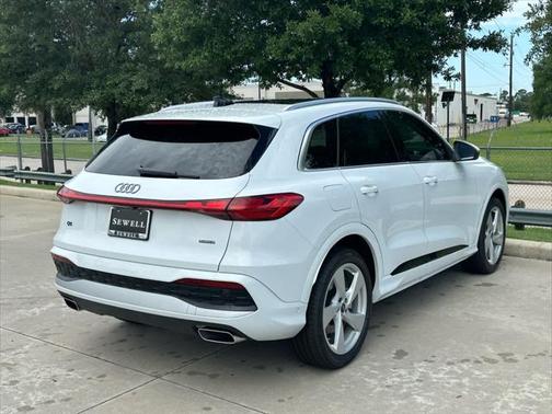 2025 Audi Q5 Prestige