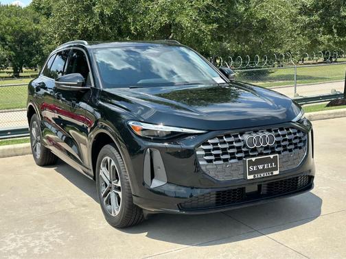 2025 Audi Q5 Premium