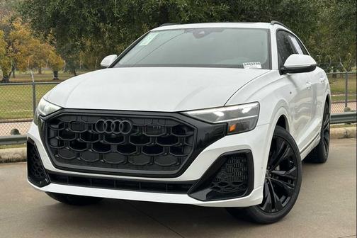 Glacier White Metallic 2026 Audi Q8 55 Premium Plus