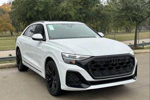 Glacier White Metallic 2026 Audi Q8 55 Premium Plus