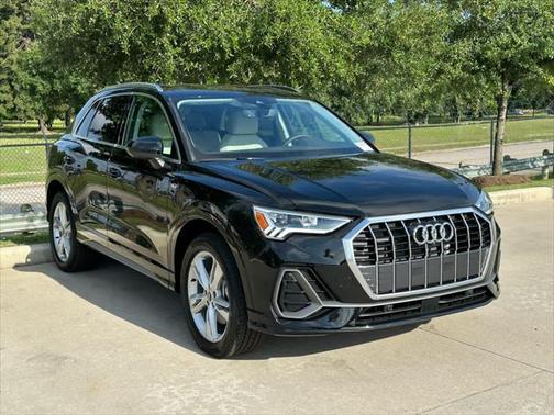 2024 Audi Q3 45 S line Premium Plus