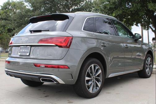 2024 Audi Q5 45 S line Premium Plus