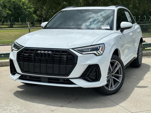 2025 Audi Q3 Premium 45 TFSI S line quattro Tiptronic