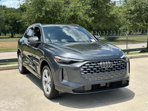 2025 Audi Q5 Premium Plus