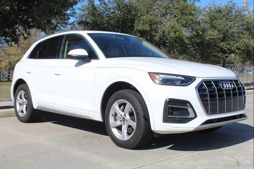 2023 Audi Q5 40 Premium