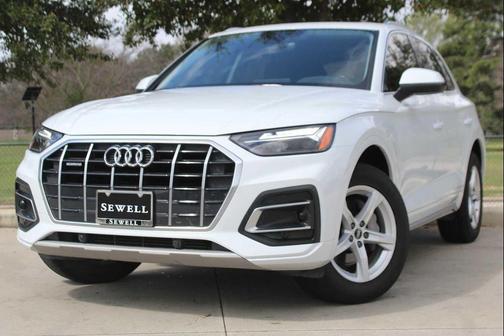 2023 Audi Q5 40 Premium