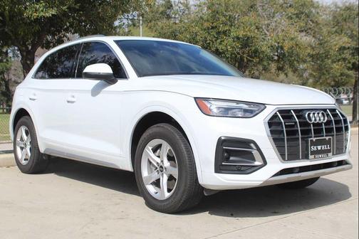 2023 Audi Q5 40 Premium
