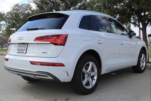 2023 Audi Q5 40 Premium