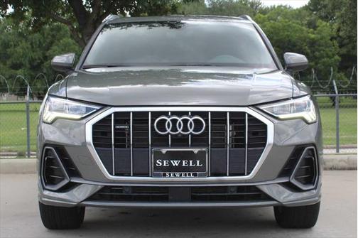 2022 Audi Q3 45 S line Premium Plus