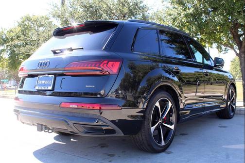 2024 Audi Q7 55 Prestige