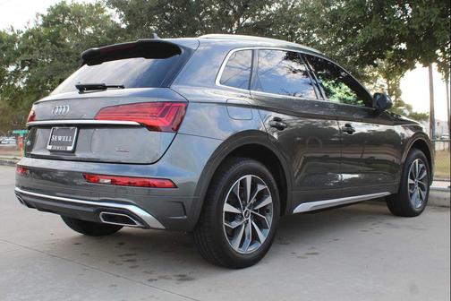 2022 Audi Q5 45 S line Premium Plus