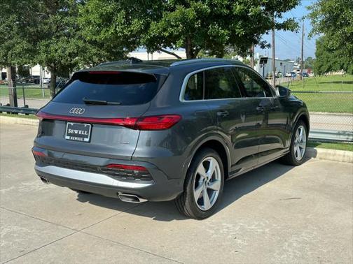 2025 Audi Q5 Prestige