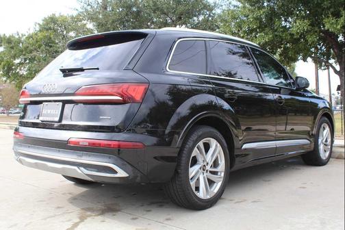 2022 Audi Q7 55 Prestige