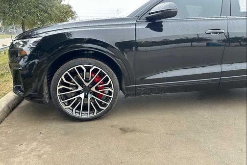 Mythos Black Metallic 2026 Audi SQ8 4.0T Prestige