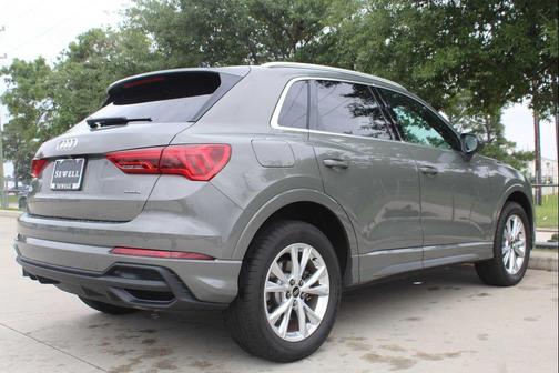 Chronos Gray Metallic 2024 Audi Q3 Premium 45 TFSI S line quattro Tiptronic