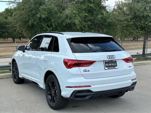 2025 Audi Q3 45 S line Premium Plus