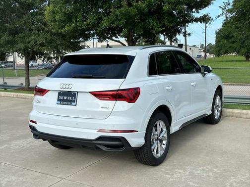2025 Audi Q3 45 S line Premium Plus