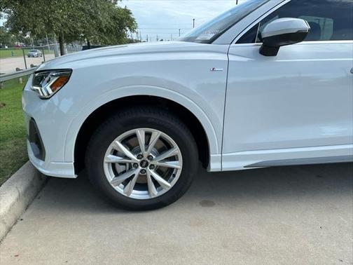 2025 Audi Q3 45 S line Premium Plus