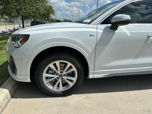 2025 Audi Q3 45 S line Premium Plus