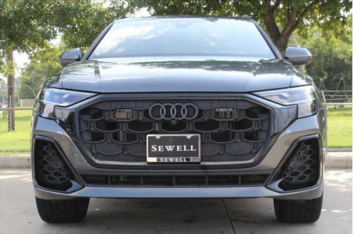 2024 Audi Q8 55 Premium Plus