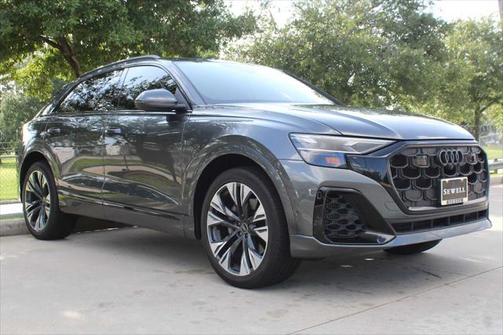 2024 Audi Q8 55 Premium Plus