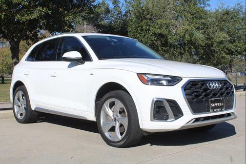 2022 Audi Q5 45 S line Premium Plus