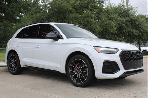 Glacier White Metallic 2024 Audi SQ5 3.0T Prestige