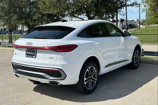 Arkona White 2026 Audi Q5 Sportback Premium TFSI quattro S tronic