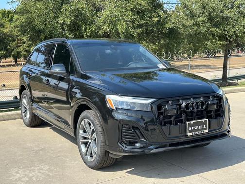 2026 Audi Q7 45 Premium