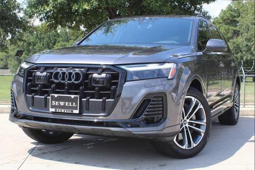2025 Audi Q7 45 Premium Plus